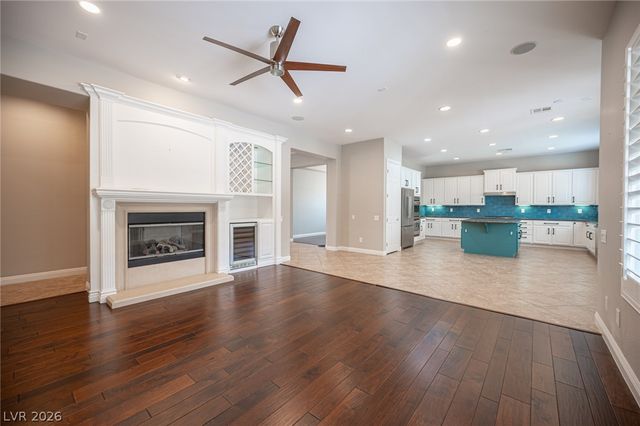 7119 April Wind Avenue, Las Vegas, NV 89131