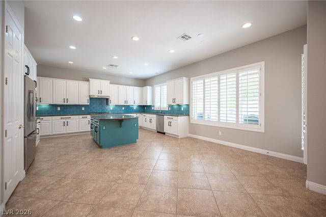 7119 April Wind Avenue, Las Vegas, NV 89131
