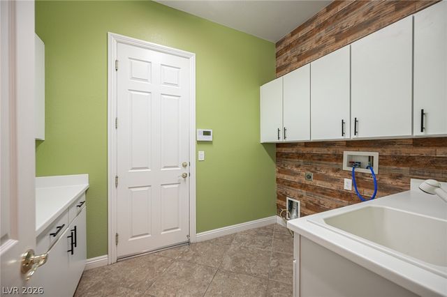 7119 April Wind Avenue, Las Vegas, NV 89131