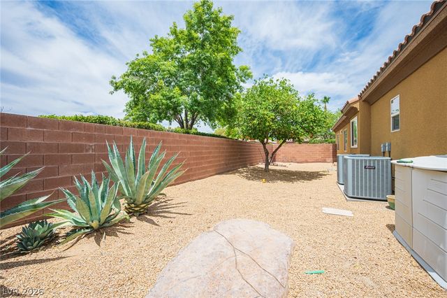 7119 April Wind Avenue, Las Vegas, NV 89131