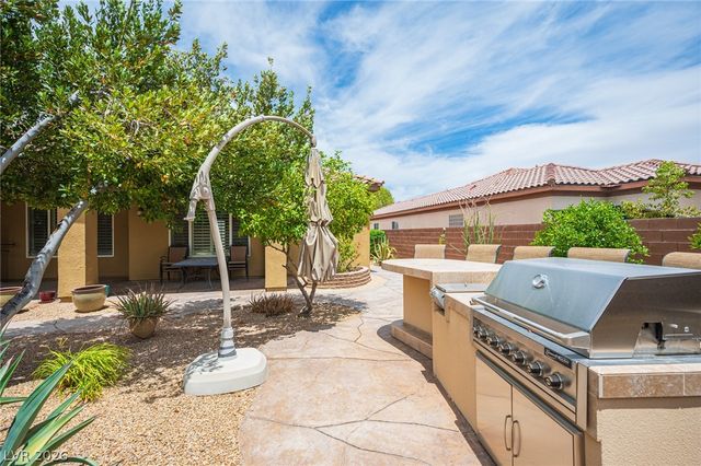 7119 April Wind Avenue, Las Vegas, NV 89131