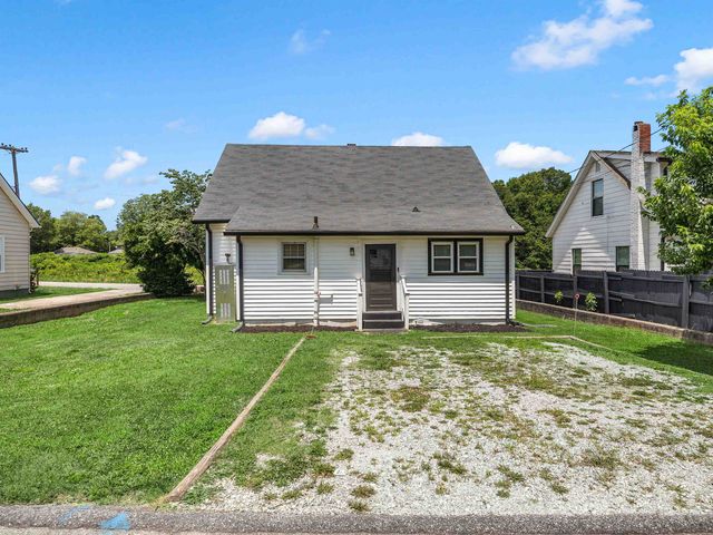 52 Hutchins Street, Greenville, SC 29605