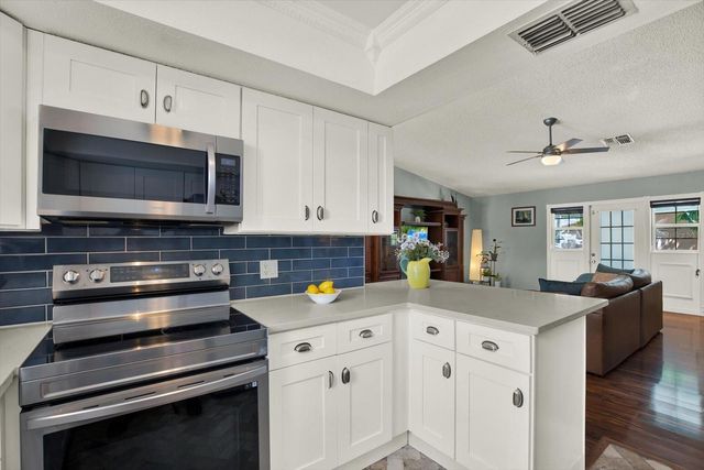 4941 CARDINAL TRAIL, Palm Harbor, FL 34683