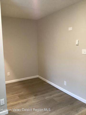 535 Congress Street 3, Troy, NY 12180