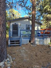 312 Riverside Avenue, Big Bear City, CA 92386
