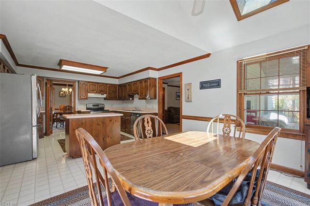 2125 Tall Pines BND, Virginia Beach, VA 23456