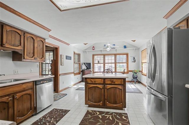2125 Tall Pines BND, Virginia Beach, VA 23456