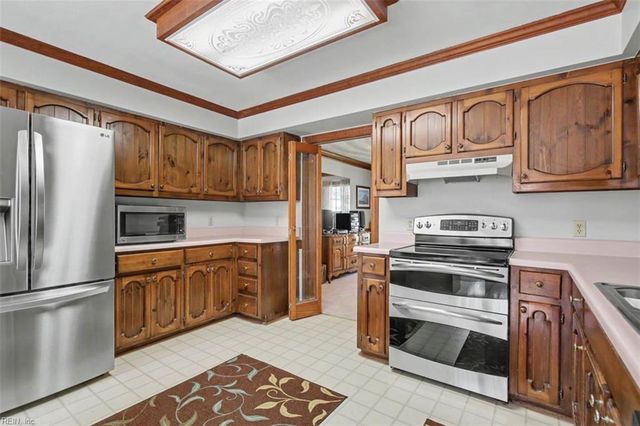 2125 Tall Pines BND, Virginia Beach, VA 23456