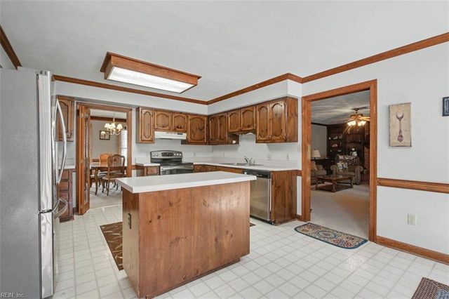 2125 Tall Pines BND, Virginia Beach, VA 23456