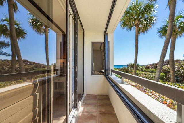 4000 N Ocean Drive 103, Singer Island, FL 33404