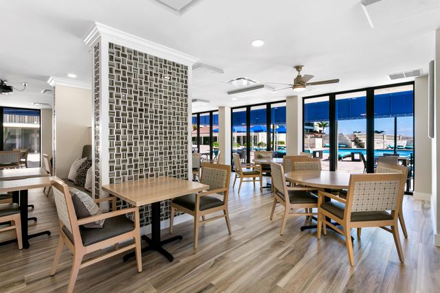 4000 N Ocean Drive 103, Singer Island, FL 33404