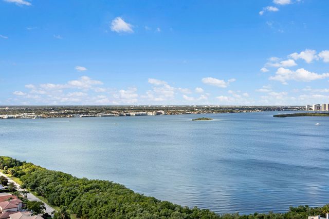 4000 N Ocean Drive 103, Singer Island, FL 33404