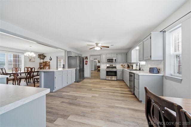 1200 S 54th Street, Muskogee, OK 74401