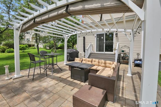 46 Tavern Circle, Middletown, CT 06457