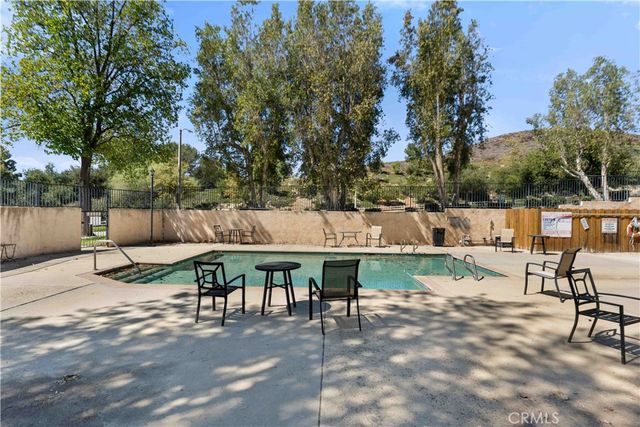 2762 Erringer 15, Simi Valley, CA 93065