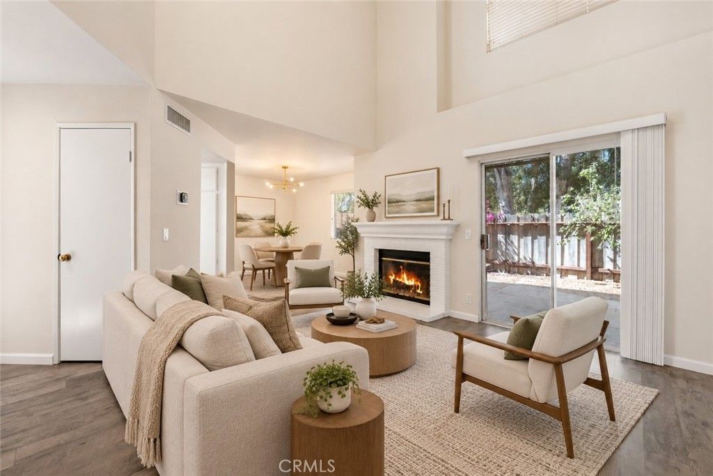 2762 Erringer 15, Simi Valley, CA 93065
