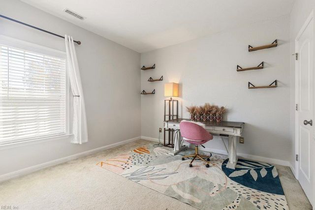 849 Brightleaf PL, Chesapeake, VA 23320