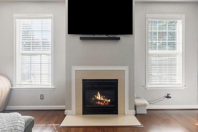 849 Brightleaf PL, Chesapeake, VA 23320