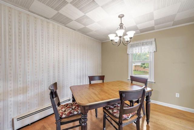 802 ERNST DRIVE, Green Bay, WI 54304