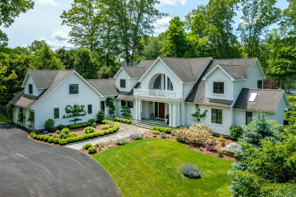 8 Heritage Island Road, New Fairfield, CT 06812