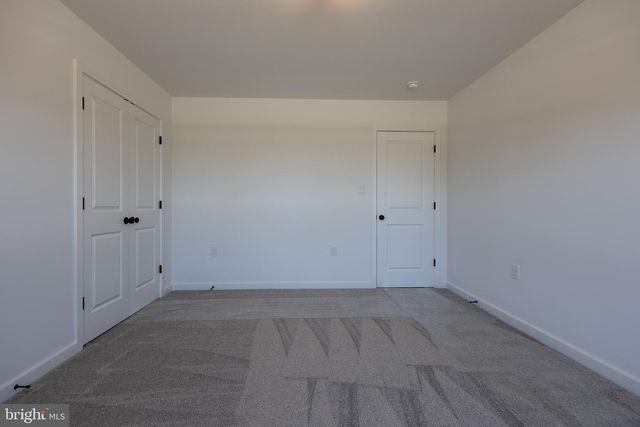 203 HASKELL DR, Martinsburg, WV 25404
