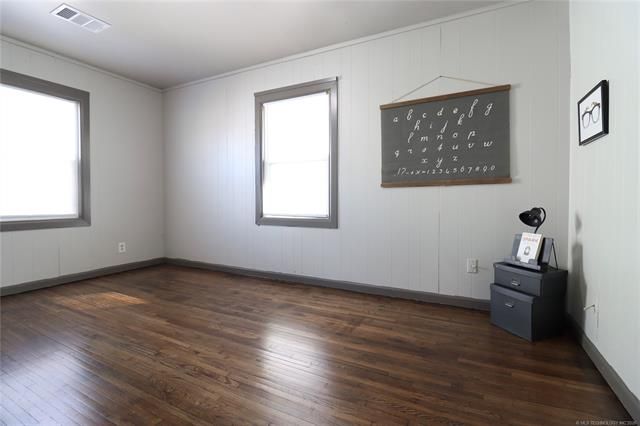 3203 E Oklahoma Place S, Tulsa, OK 74110