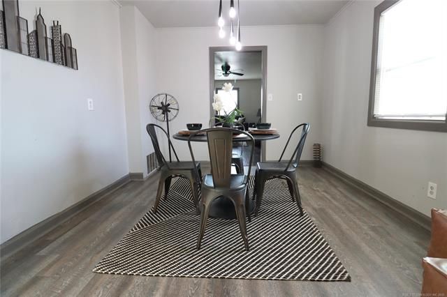 3203 E Oklahoma Place S, Tulsa, OK 74110