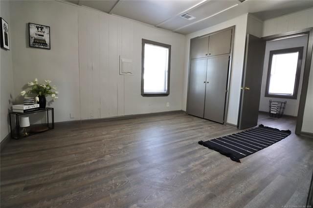 3203 E Oklahoma Place S, Tulsa, OK 74110