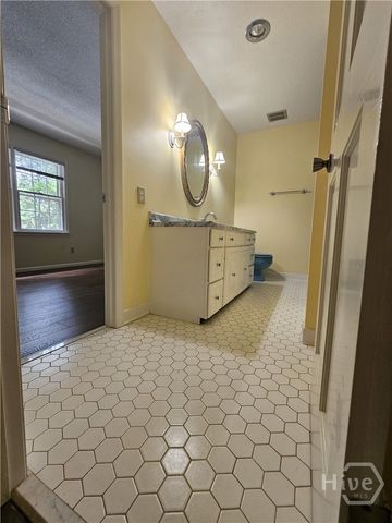 615 Kings Road, Athens, GA 30606