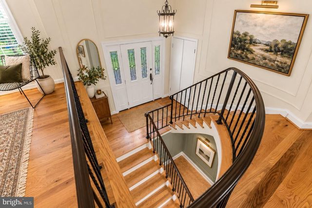 4 COUNTRY CLUB LN, Phoenix, MD 21131