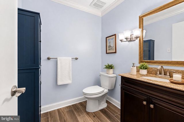 4 COUNTRY CLUB LN, Phoenix, MD 21131