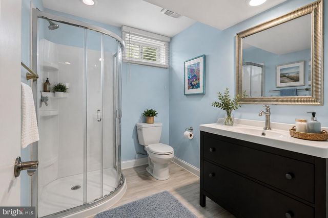 4 COUNTRY CLUB LN, Phoenix, MD 21131