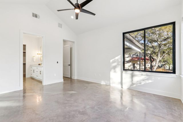 300 Deer DR, Sunrise Beach Village, TX 78643