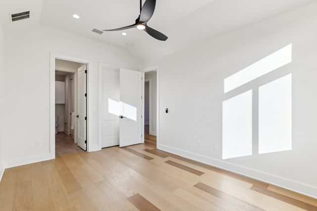 300 Deer DR, Sunrise Beach Village, TX 78643