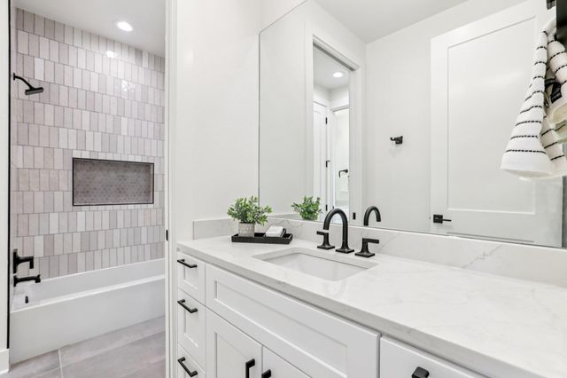 300 Deer DR, Sunrise Beach Village, TX 78643