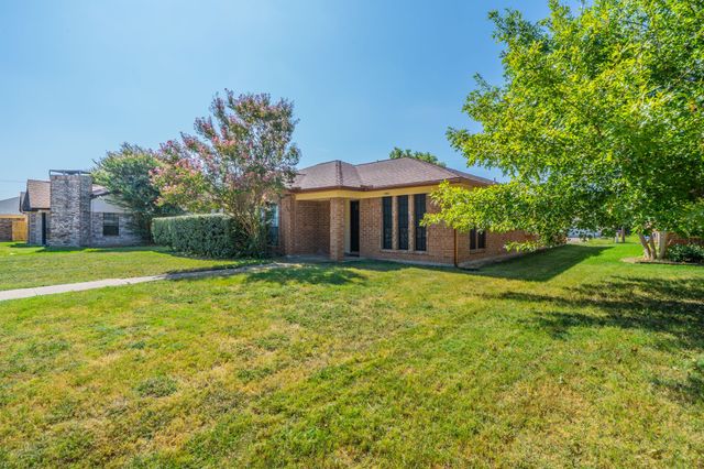 1402 Sheppard Lane, Wylie, TX 75098