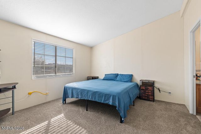 2575 Tonopah Street, Silver Springs, NV 89429