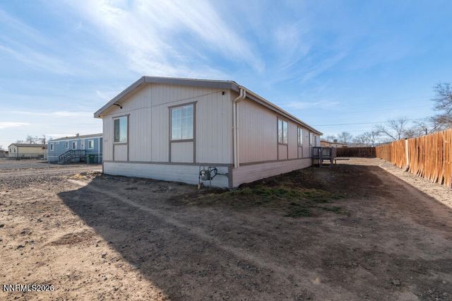 2575 Tonopah Street, Silver Springs, NV 89429