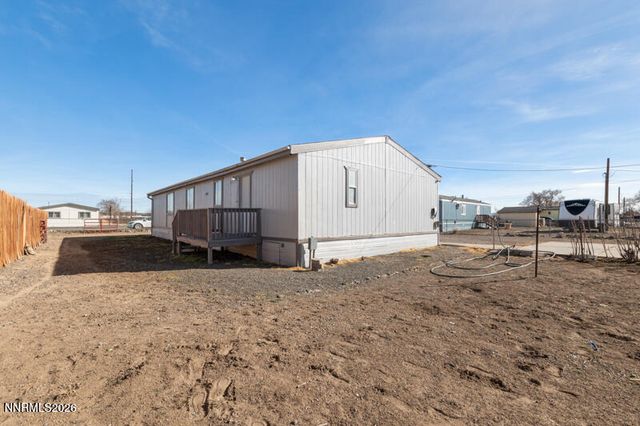 2575 Tonopah Street, Silver Springs, NV 89429