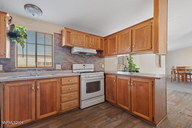 2575 Tonopah Street, Silver Springs, NV 89429