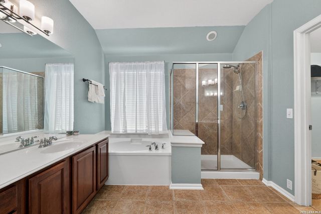 25019 CATALAN CLF, San Antonio, TX 78261