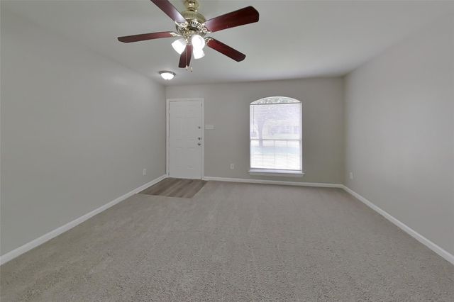 8707 Texas Acorn Avenue, Houston, TX 77078