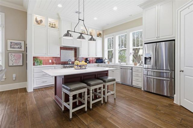 4510 Five Oaks Drive, Lake Charles, LA 70605