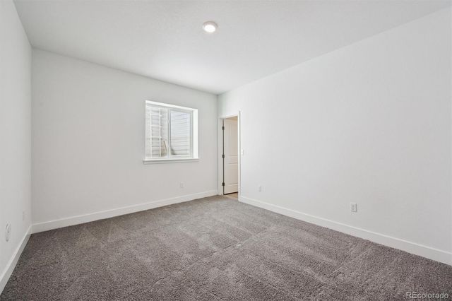 25040 E 42nd Avenue, Aurora, CO 80019