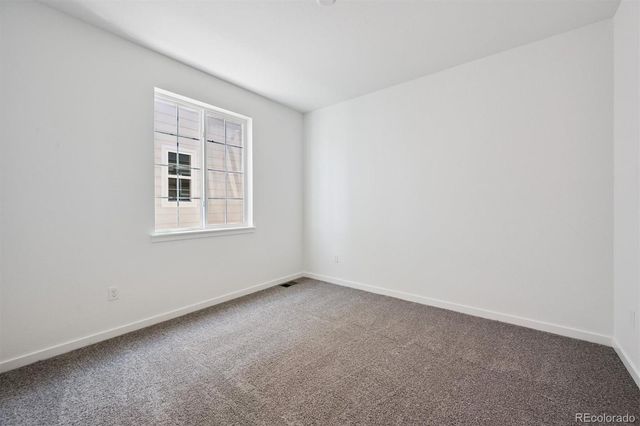 25040 E 42nd Avenue, Aurora, CO 80019