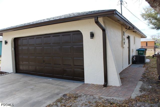 3312 SW 7th AVE, Cape Coral, FL 33914