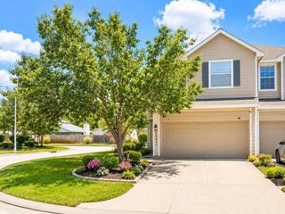 17242 Oakwood Chase Drive, Spring, TX 77379