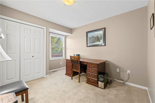1202 Aspen Drive, Smithville, MO 64089