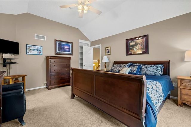 1202 Aspen Drive, Smithville, MO 64089
