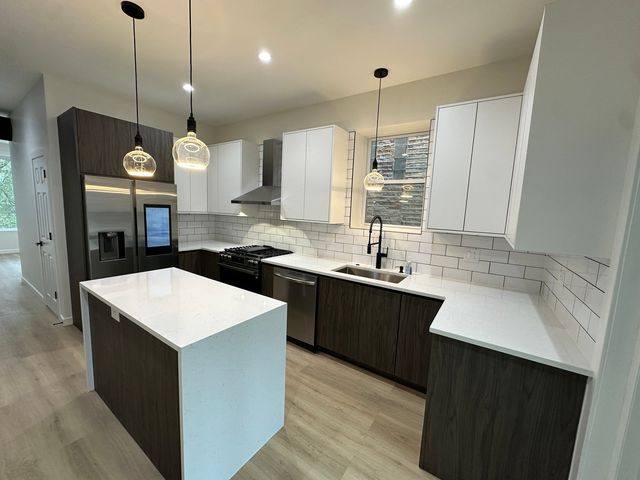 1721 W Pierce Avenue 2, Chicago, IL 60622